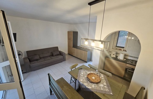 San Pietro in Bevagna Villa | Villa Andrea, que admite mascotas, con vistas al mar, jardín y Wi-Fi