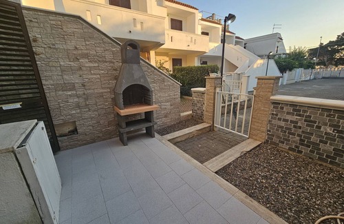 San Pietro in Bevagna Villa | Villa Andrea, que admite mascotas, con vistas al mar, jardín y Wi-Fi