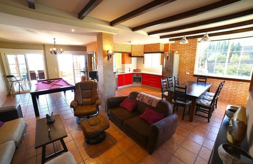 Almunecar Villa | "Villa Serymar" con vistas a las montañas y al mar, piscina privada, terraza y aire acondicionado