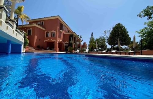Mijas Villa | Villa "Vituco 34" con piscina y Wi-Fi, admite mascotas