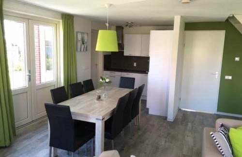 Breskens Casa | Pet-Loving Stay with Garden