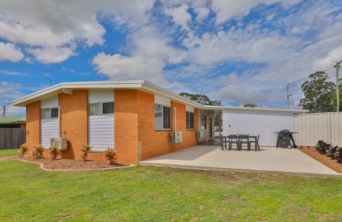 Avoca Casa | Pet & Tradie Friendly house with Bedroom Aircons