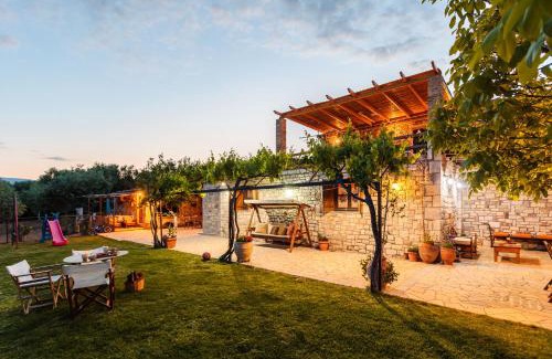 Messini Casa | Petalidi Olive Garden Stone House near the beach