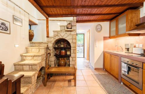 Messini Casa | Petalidi Olive Garden Stone House near the beach