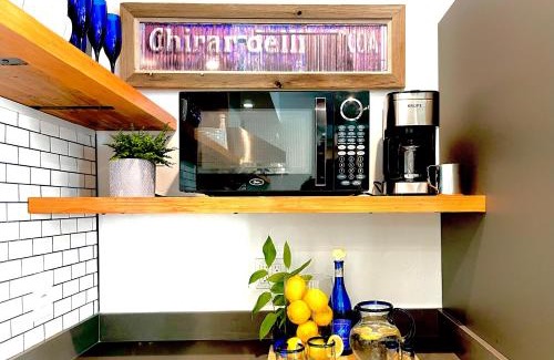 Petaluma Apartamento | Petaluma Warehouse Lofts unit E