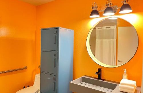 Petaluma Apartamento | Petaluma Warehouse Lofts, Unit B