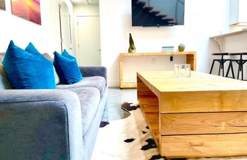 Petaluma Apartamento | Petaluma Warehouse Lofts Unit C