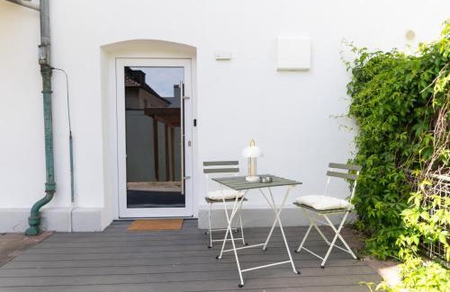 Fulda Apartamento | Peter Apartments- Apartment mit eigenem Eingang I 30qm I zentrale Lage I Bad I Küche I Terrasse I TV