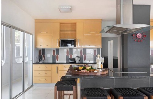 Umdloti Condominio | Petfriendly, Umdloti Beachfront Escape Inverter