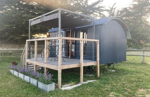 Dragey-Ronthon Casa | Petit Bijou
