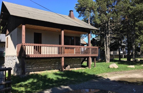 Pyrenees 2000 Chalet De Esquí | Acogedora casa de campo POCO LOCALIZADO bolquere PIRINEOS 2000