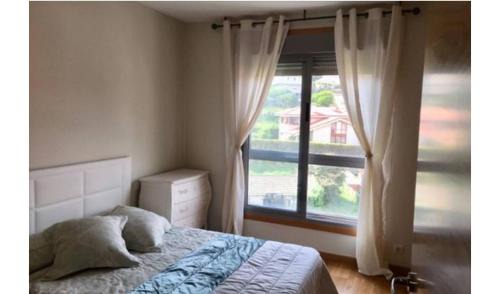 Poio Apartamento | Petit con piscina