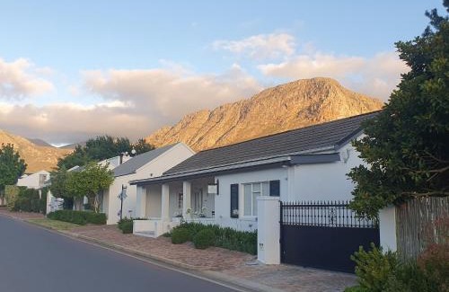 Franschhoek Cama Y Desayuno | Petit Ermitage