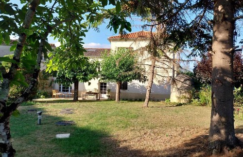 Blasimon Casa | Petit Est Eco Cottage