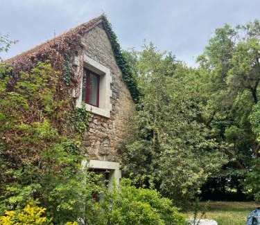 Yvre-l'Eveque Apartamento | Petit gîte du bois