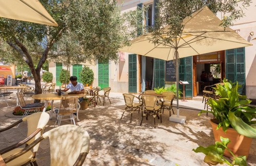 Petra Cama Y Desayuno | Petit Hotel Petra-Rentallorca