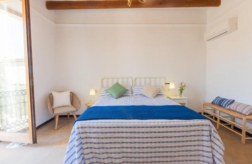 Petra Cama Y Desayuno | Petit Hotel Petra-Rentallorca