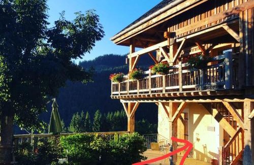 La Cote-d'Arbroz Casa | 'Petite Ferme Les Bouts' Apartment, sleeps 6, Nr Morzine