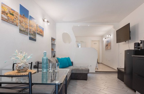 Historic Castle District Apartamento | Petite Lamarmora - Estudio Piso, Capacidad 2