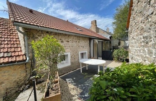 Montsauche-les-Settons Casa | Petite Maison Détente Face au lac des Settons