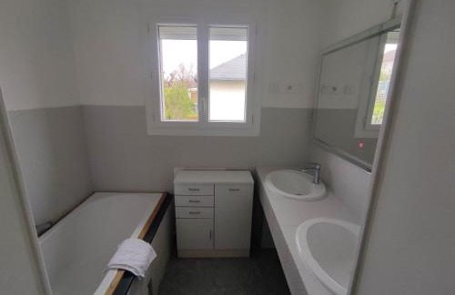 Bellerive-sur-Allier Apartamento | Petite maison de 70m2 très calme