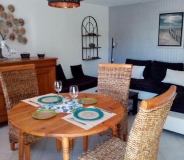 Irvillac Casa | petite maison chaleureuse