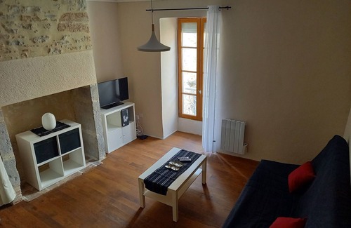 Gramat Casa | Petite Maison de Centre-ville Meublée