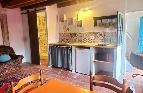 Ygrande Casa | petite maison de village