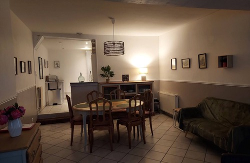 Auxerre Casa | Petite Maison de Ville au Charme Authentique