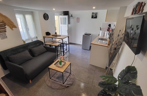 Nogent-le-Rotrou Casa | Petite Maison Avec Terrasse à 5min de la Gare et 3min du Centre Ville