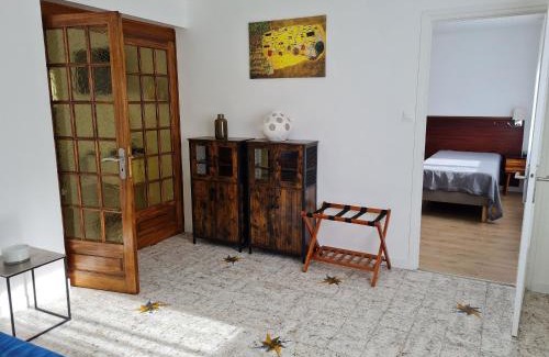 Luneville Casa | Petite maison rénovée proche centre Lunéville, jardin, barbecue, parking privatif, à 30 min de Nancy - FR-1-584-180
