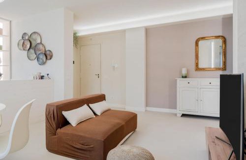 Brescia Antica Apartamento | Petite Suite Vittoria - Brescia City - by Host4U