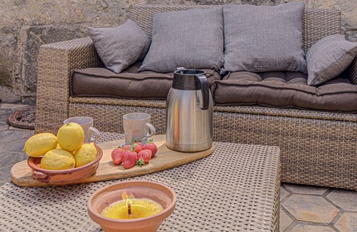 Petra Chalet De Esquí | Petra holiday home by Rentallorca
