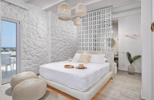 Agios Georgios Casa | Petri Suites Comfort Suite Garden View BB 3 people