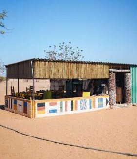 Khorixas Cama Y Desayuno | petrified forest restcamp