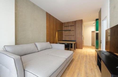 Afanasivsʹkyy Yar Apartamento | Petrovdom Apartments 10-230 in RC Yaroslaviv Grad, Bulvarno Kudriavska 17