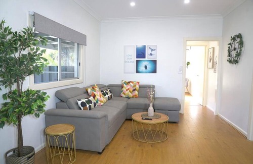 Rosebud Casa | Pets Friendly Beachside Paradise House Rosebud