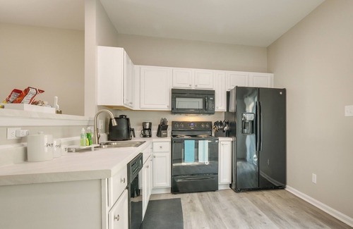 Southeast Raleigh Casa | Pet-Friendly Family Townhome w/ Private Patio