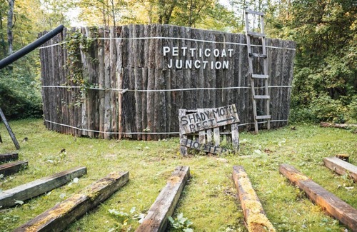 Town of Sempronius Cabina | Petticoat Junction at Turn Back Time