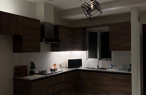 Lahore Apartamento | Peviani Apartments & Suites 2 Bed Room Apartment
