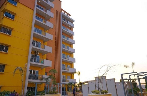 Lahore Apartamento | Peviani Apartments & Suites 2 Bed Room Apartment