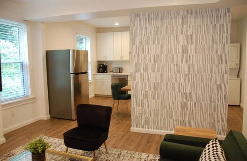 East Liberty Apartamento | PGH Delight - 4B/3B, ALL NEW w/ Free Street Parking, Perfect for family vacation