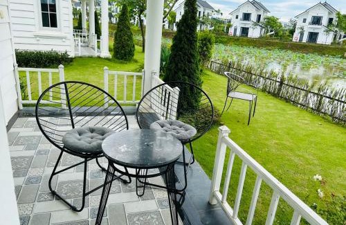 Thanh Thuy Cabina | Phòng Đôi tại Happy Villa - Vườn Vua gồm ăn sáng và ăn tối