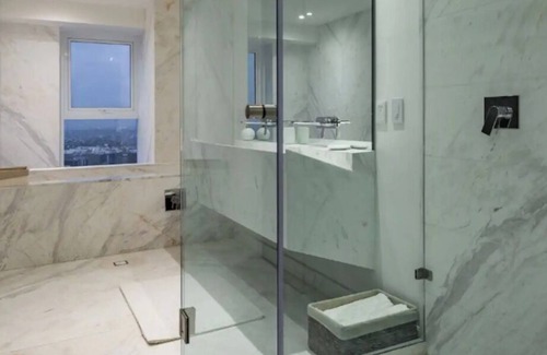 Los Alpes Casa | PH DE DOBLE ALTURA CON VISTAS 180