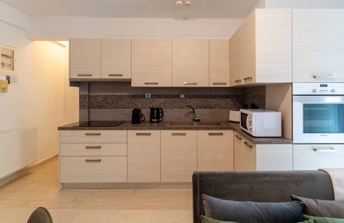 Alimos Apartamento | Phaedrus Living: Alimos Edem Beach Flat