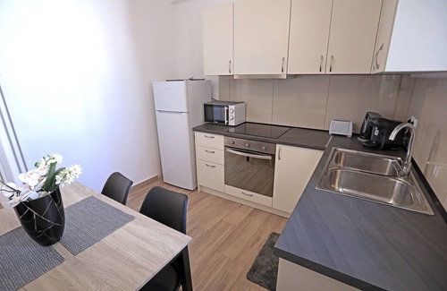 Pyrgos Apartamento | Phaedrus Living: Limassol Pyrgos Seaside Flat