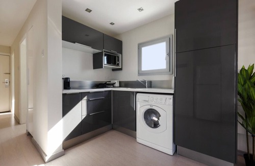 City Centre Apartamento | Phaedrus Living: Mini Art House Warhol