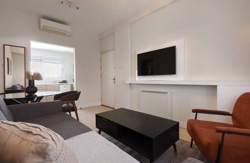 City Centre Apartamento | Phaedrus Living: Mini Art House Michelangelo