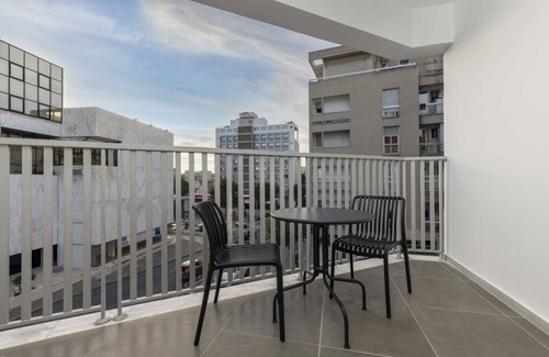 Nicosia Apartamento | Phaedrus Living: Mini Art House Kahlo