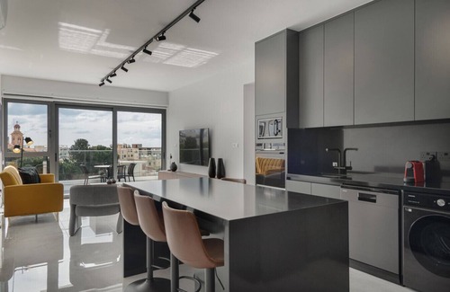 Paphos Apartamento | Phaedrus Living: Paphos Noir Residence